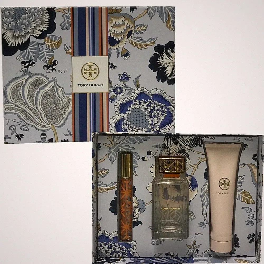 TORY BURCH 3 PIECE GIFT SET FOR WOMEN(3.4oz EDP spray,6ml EDP roll on & B/Lotion